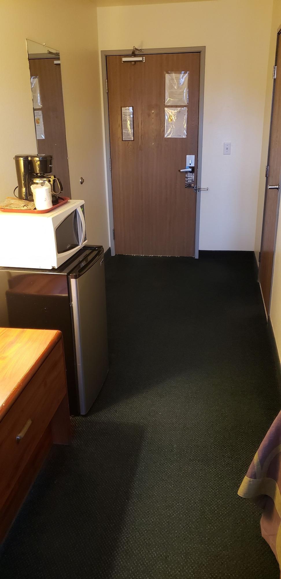 Super 8 By Wyndham Windsor Hotell Eksteriør bilde