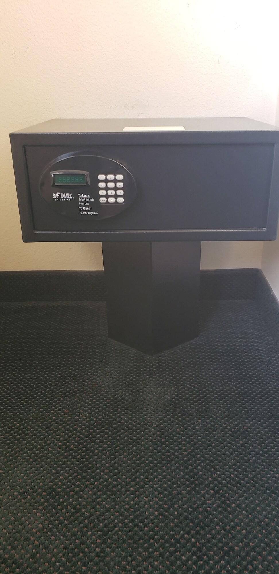 Super 8 By Wyndham Windsor Hotell Eksteriør bilde